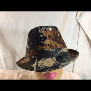 Mens 58 Black and Brown Camouflage Fedora Hat 22” circumference
